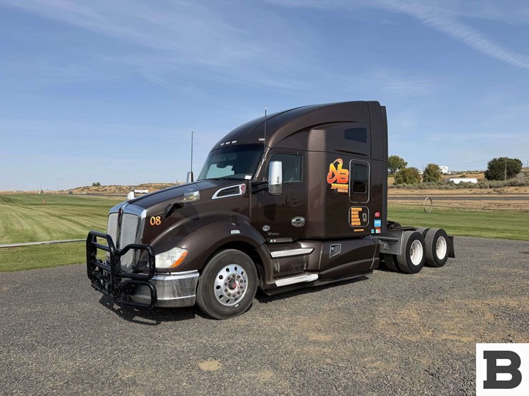2016-kenworth-t680-image-2