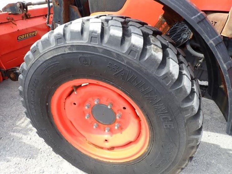 2021-kubota-m4-071-image-75