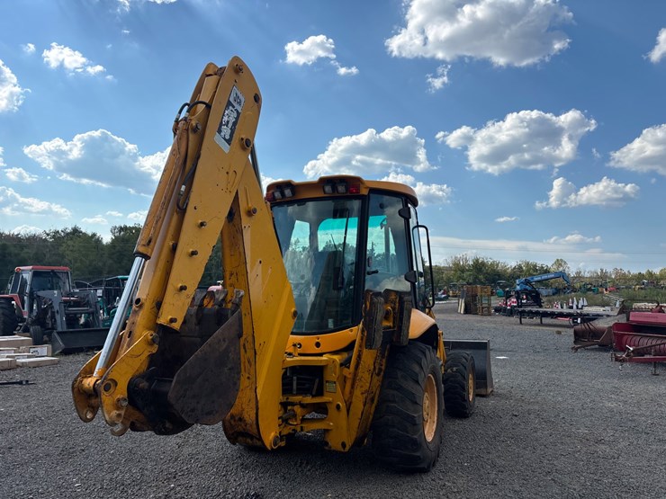 jcb-214-image-4