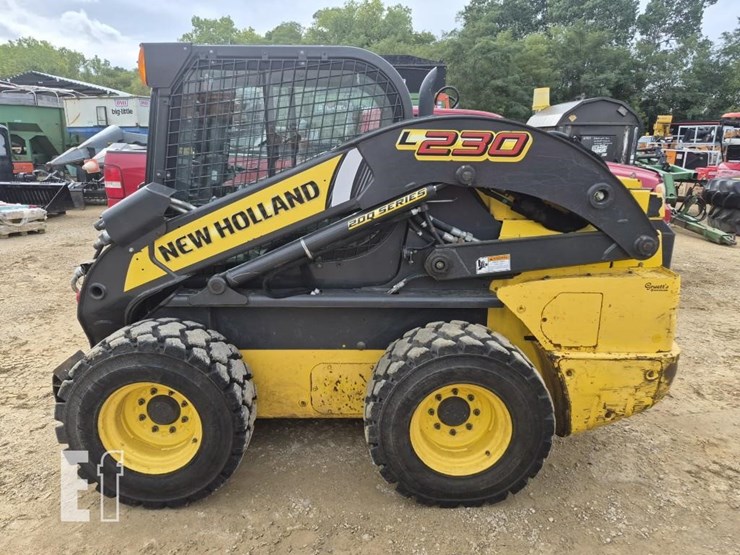 new-holland-l230-image-5