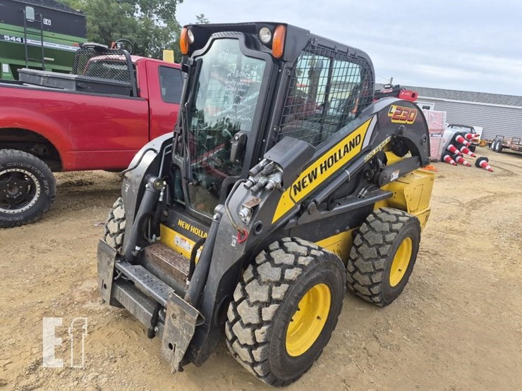 new-holland-l230-image-8
