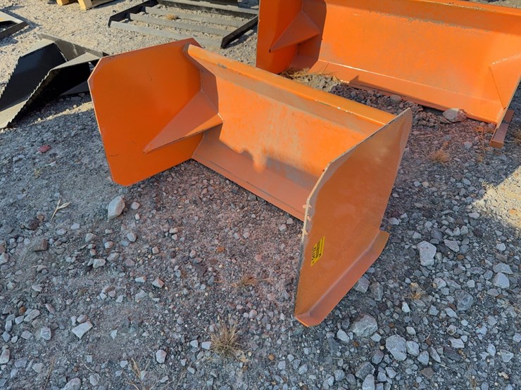 #97-•-36"-mini-skid-steer-snow-pusher-inv#54732-image-4