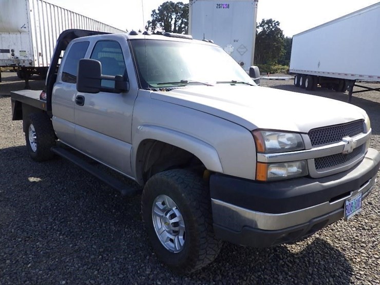 2004-chevrolet-2500hd-image-7