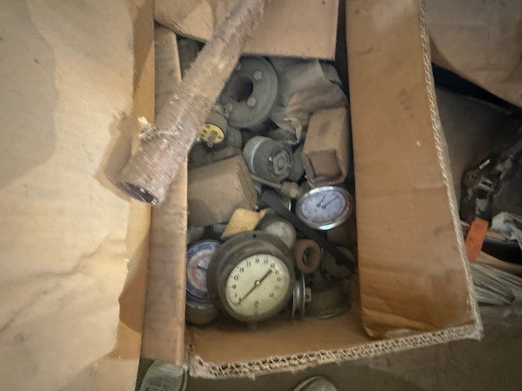 #53544-•-lot-of-miscellaneous-parts-inv#53544-image-23
