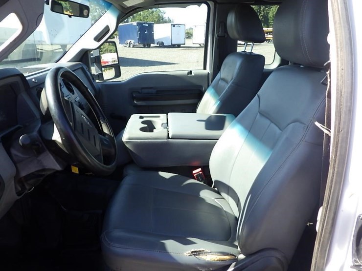 2011-ford-f250-image-25