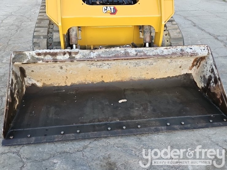 2021-caterpillar-259d3-image-15
