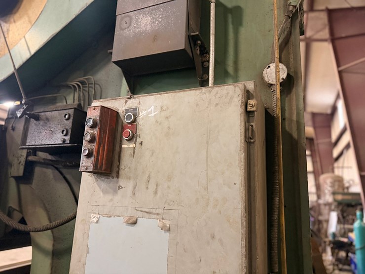 #54327-•-the-cleveland-crane-k5-10-industrial-press-brake-m3380-inv#54327-image-7