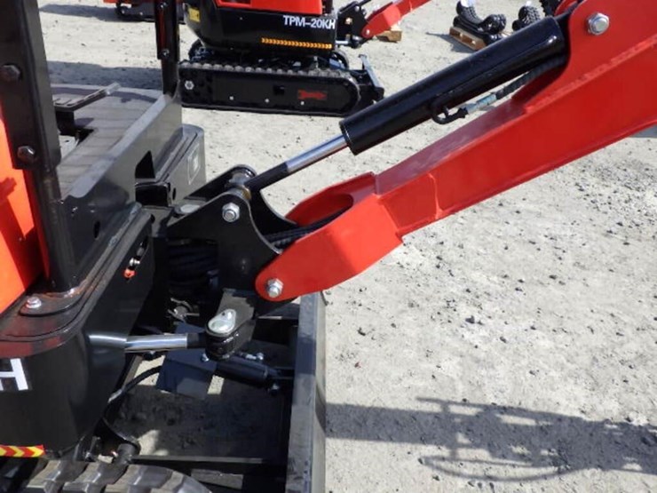 2026-tpm-tpm-18hh-hydraulic-excavator-image-11