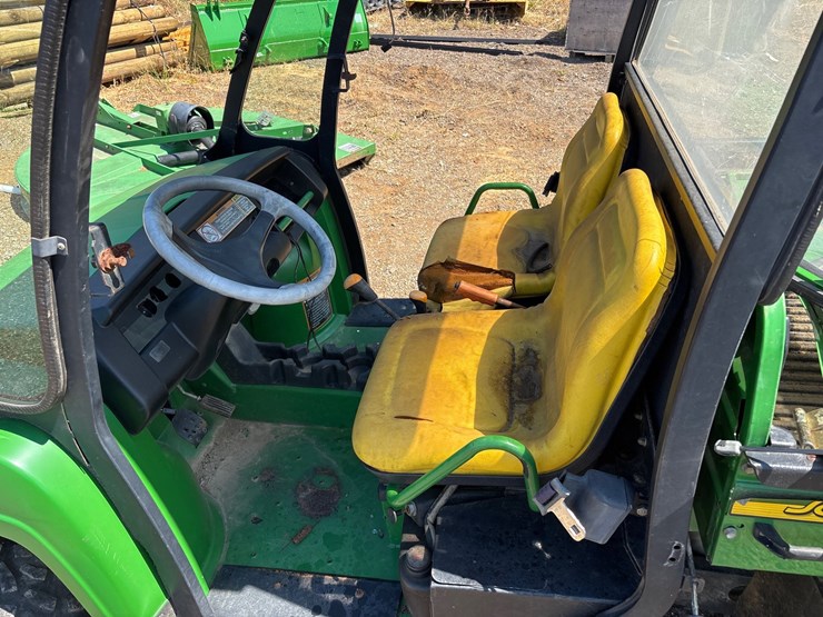 john-deere-gator-hpx-image-6