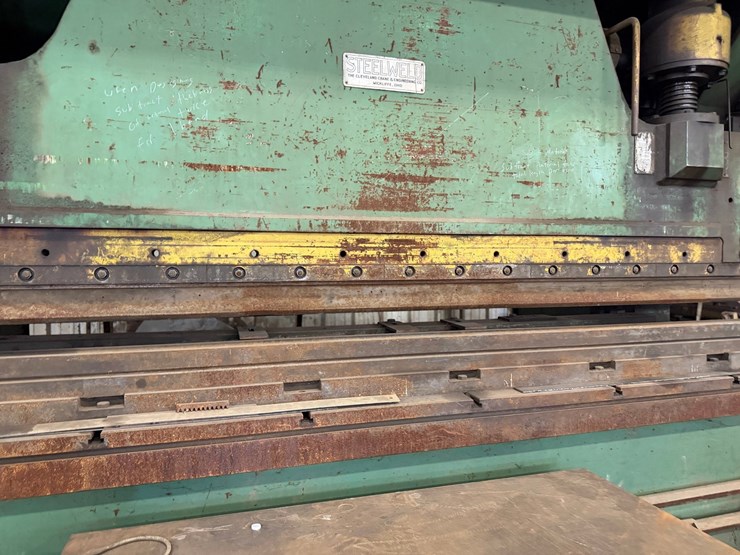 #54327-•-the-cleveland-crane-k5-10-industrial-press-brake-m3380-inv#54327-image-17