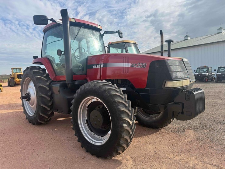 case-ih-230-image-5