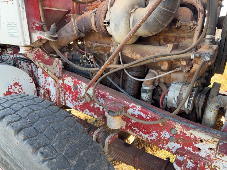 1971-kenworth-lube-truck-image-25