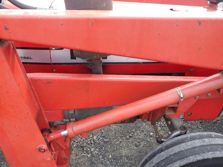 massey-ferguson-265-image-28
