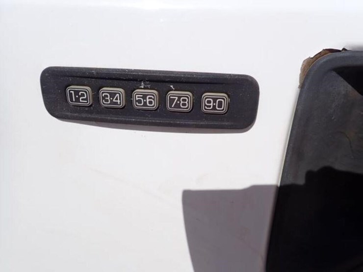 ford-f550-image-15