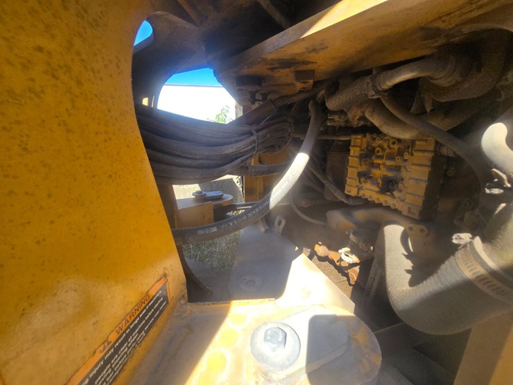 deere-444j-image-46