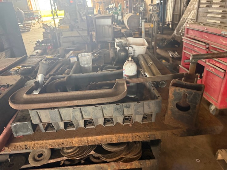#53560-•-lot-of-misc-shop-tools-&-supplies-inv#53560-image-19
