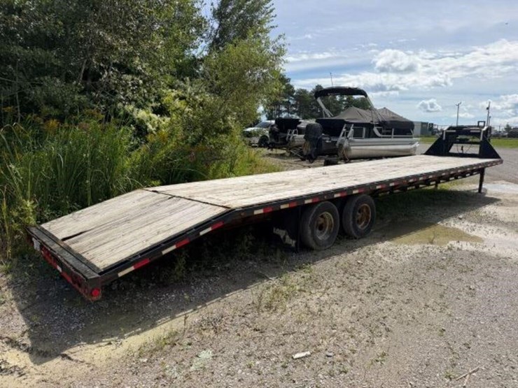 2018-gooseneck-load-trail-image-3