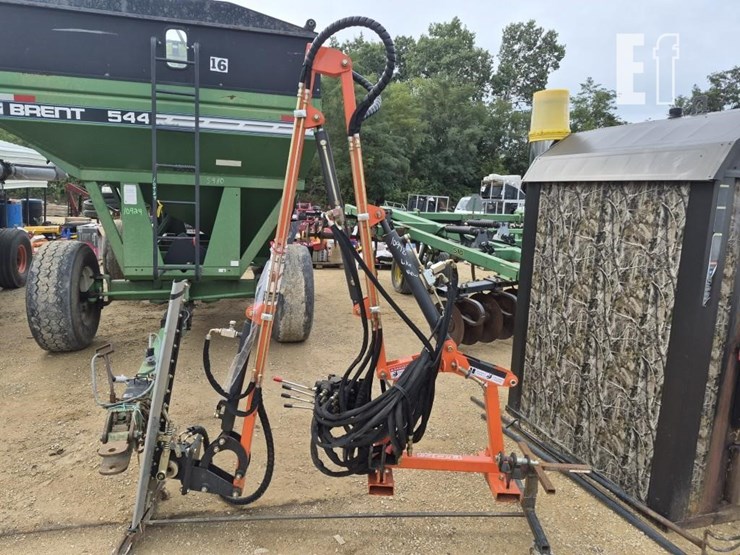 farmer-helper-brm120-4'-hydraulic-boom-sickle-mower-image-1