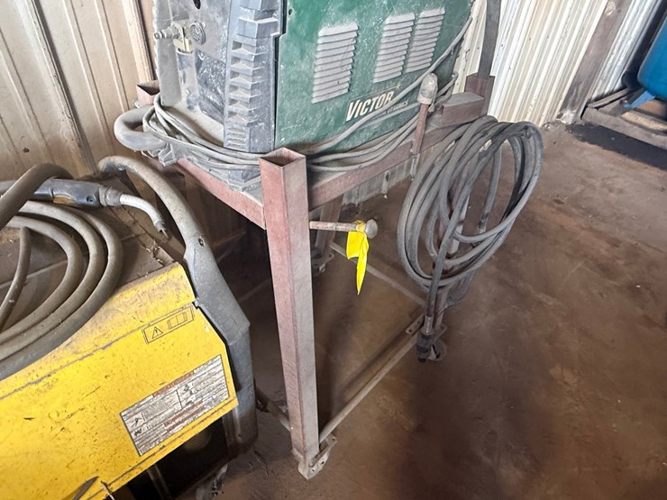 #53490-•-victor-thermal-dynamics-welder-inv#53490-image-11