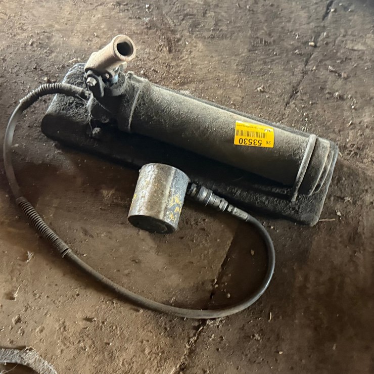 #53530 • Grease Pump INV#53530