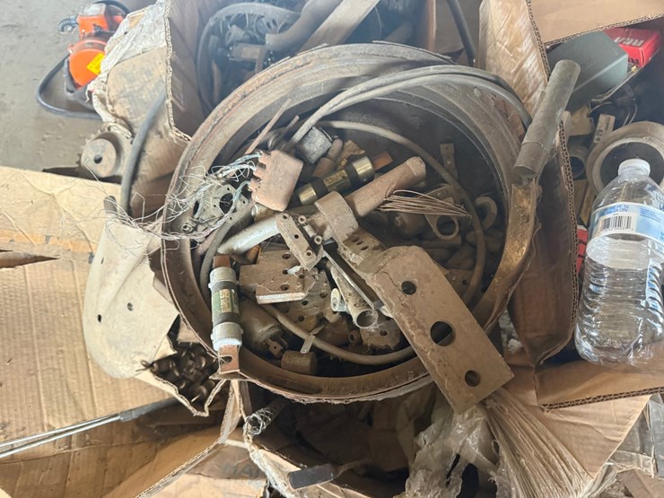 #53544-•-lot-of-miscellaneous-parts-inv#53544-image-22