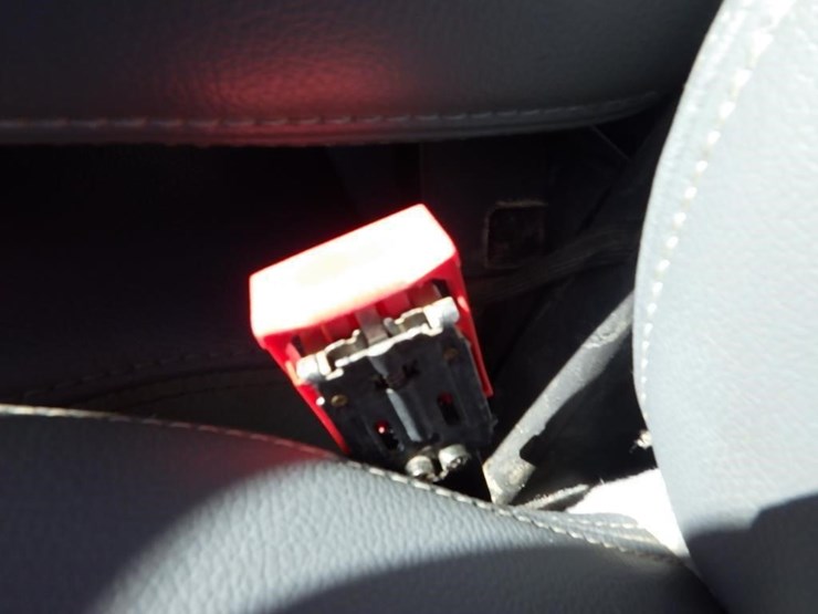 2011-ford-f250-image-27
