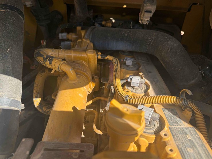 caterpillar-279d-image-24