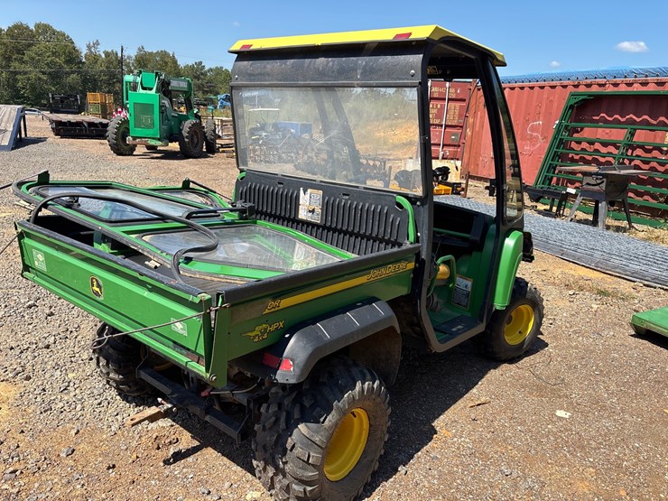 john-deere-gator-hpx-image-4