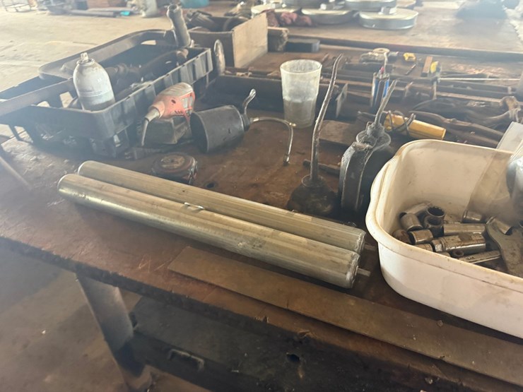 #53560-•-lot-of-misc-shop-tools-&-supplies-inv#53560-image-9