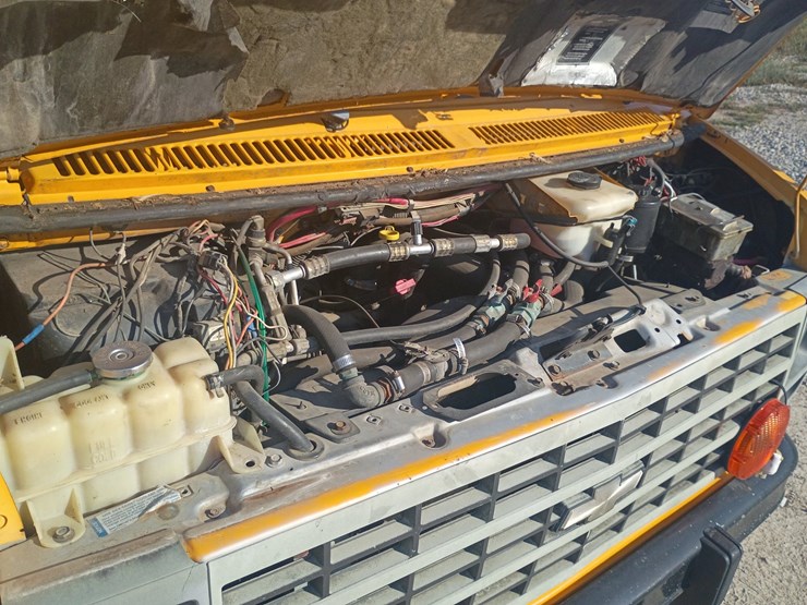 1996-chevrolet-g30-image-18