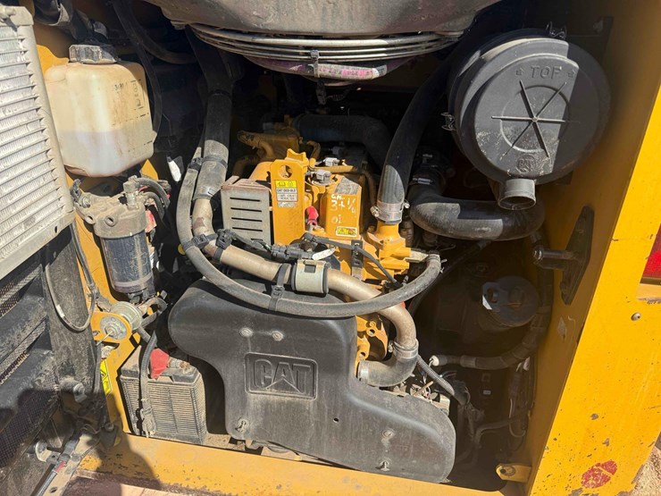 caterpillar-279d-image-19