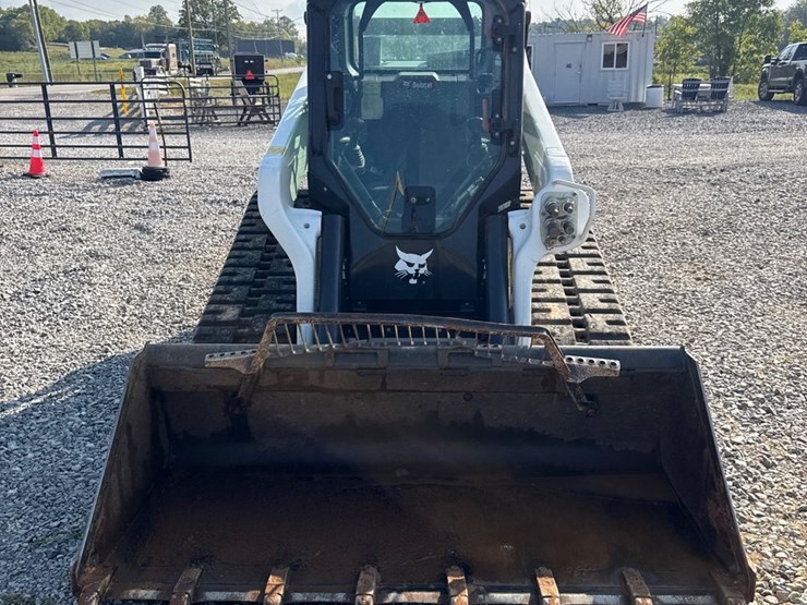 2024-bobcat-t86-image-2