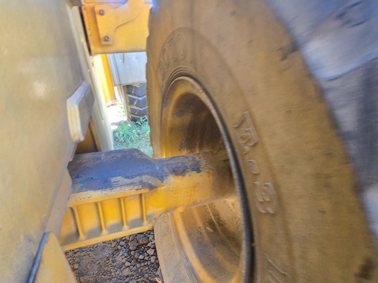 deere-444j-image-73