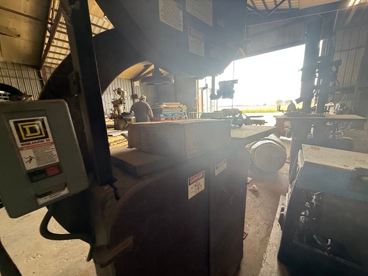 #53504-•-field-industrial-band-saw-77697-inv#53504-image-22
