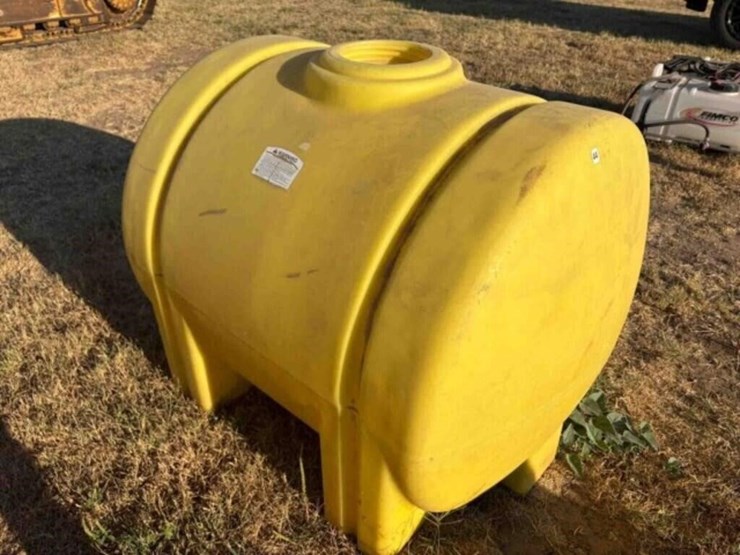 225-gallon-poly-tank-image-1