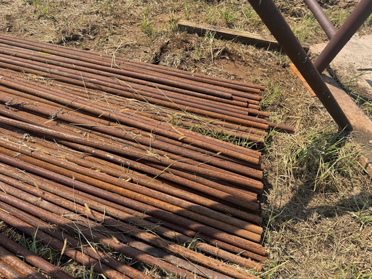 #54006-•-lot-of-(~68)-1"-x-7'-pipes-inv#54006-image-5