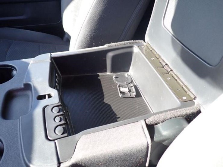 2019-dodge-1500-image-21
