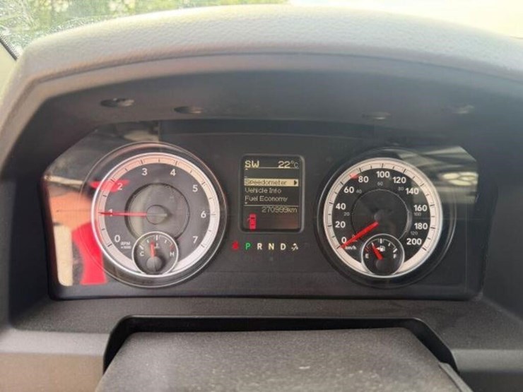 2016-ram-2500-hd-image-9