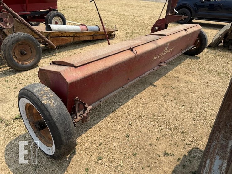 mccormick-lime-spreader-image-3