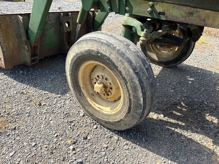 john-deere-2510-image-12