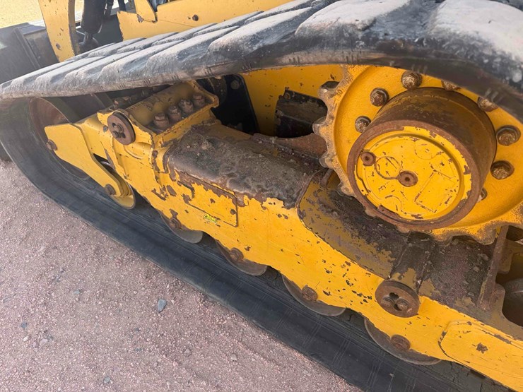 caterpillar-279d-image-10