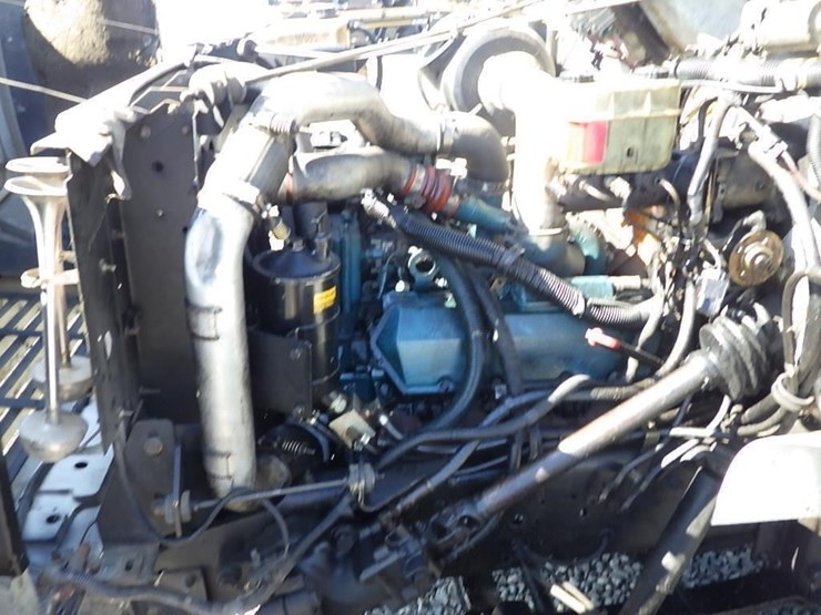 2000-international-4700-image-23
