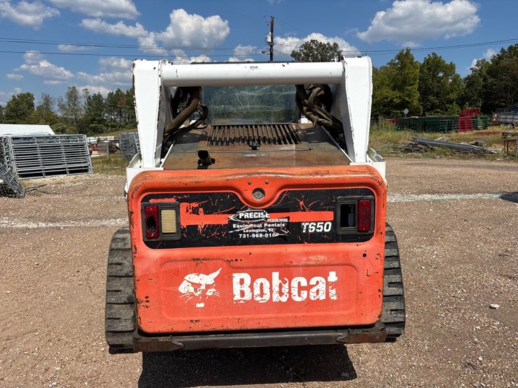 2013-bobcat-t650-image-4