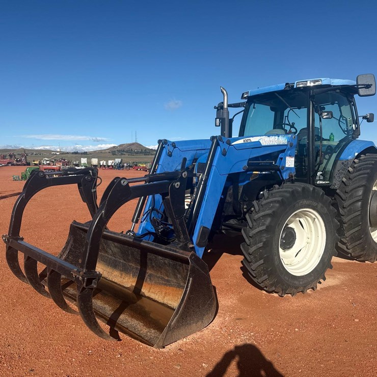 NEW HOLLAND T6060
