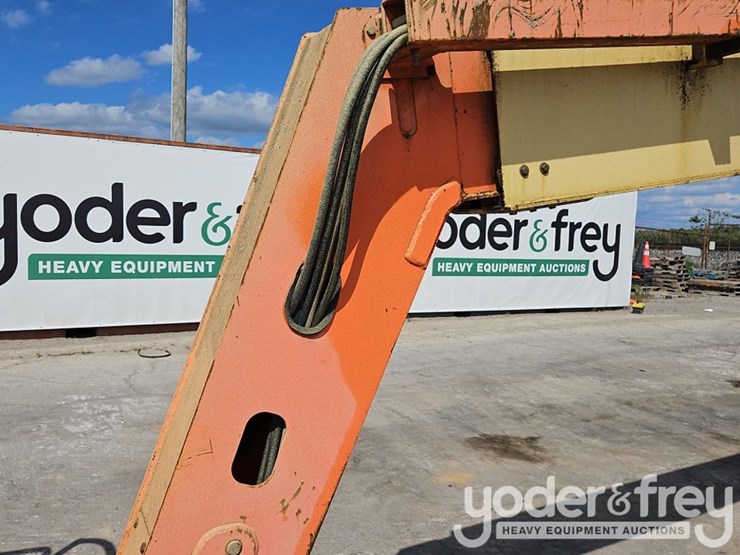 2008-jlg-800aj-image-42
