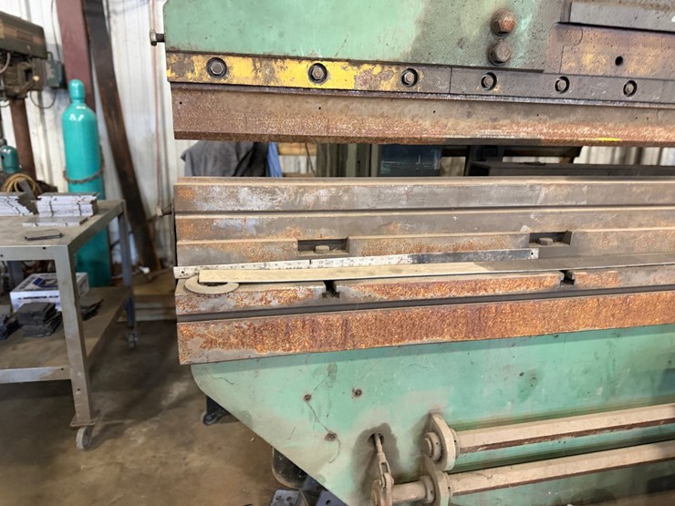 #54327-•-the-cleveland-crane-k5-10-industrial-press-brake-m3380-inv#54327-image-22