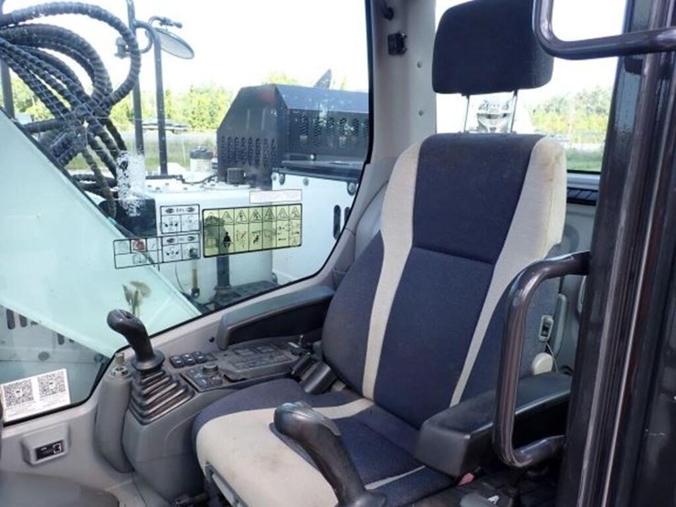 2021-bobcat-e145-image-20
