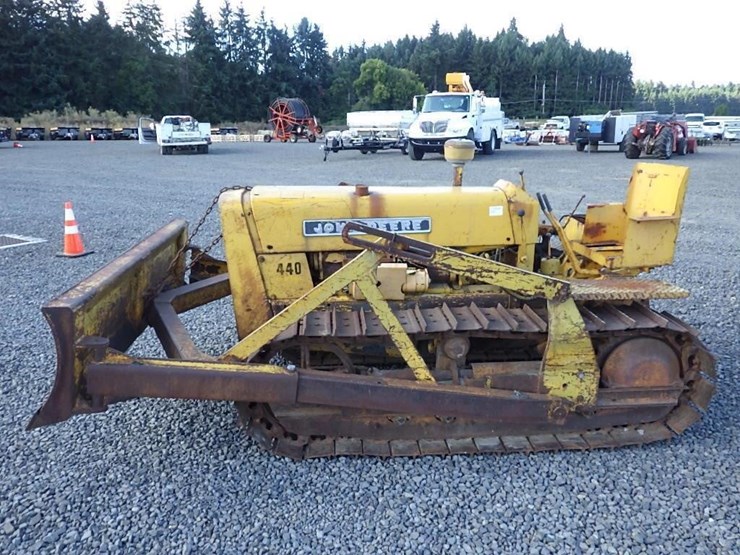 john-deere-440-image-2