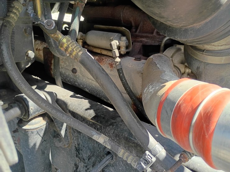 2007-freightliner-m2-106-image-29