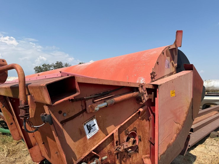 massey-ferguson-6022r-image-6